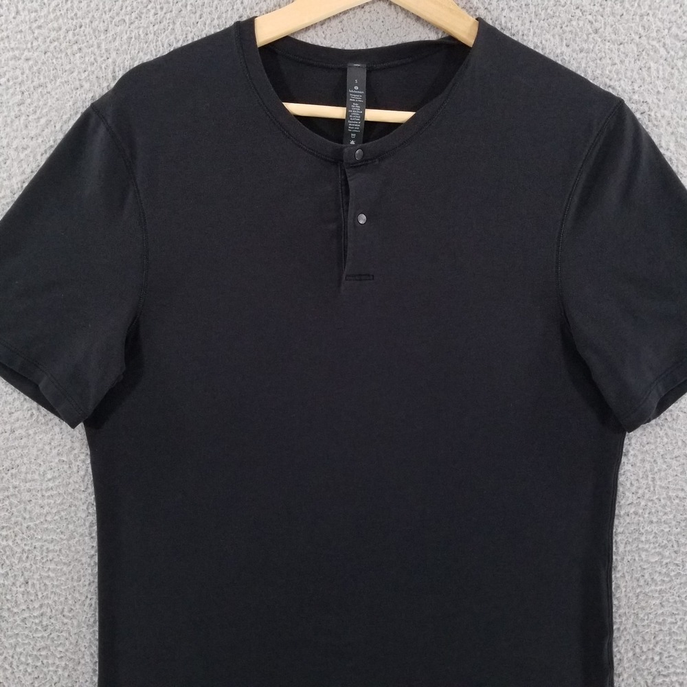 Lululemon 5 Year Basic Henley Tee Shirt Mens Small Black Pima Athletic Five